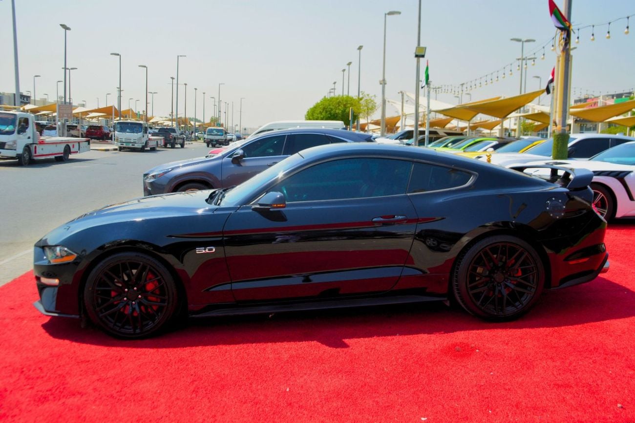Ford Mustang GT PREMIUM