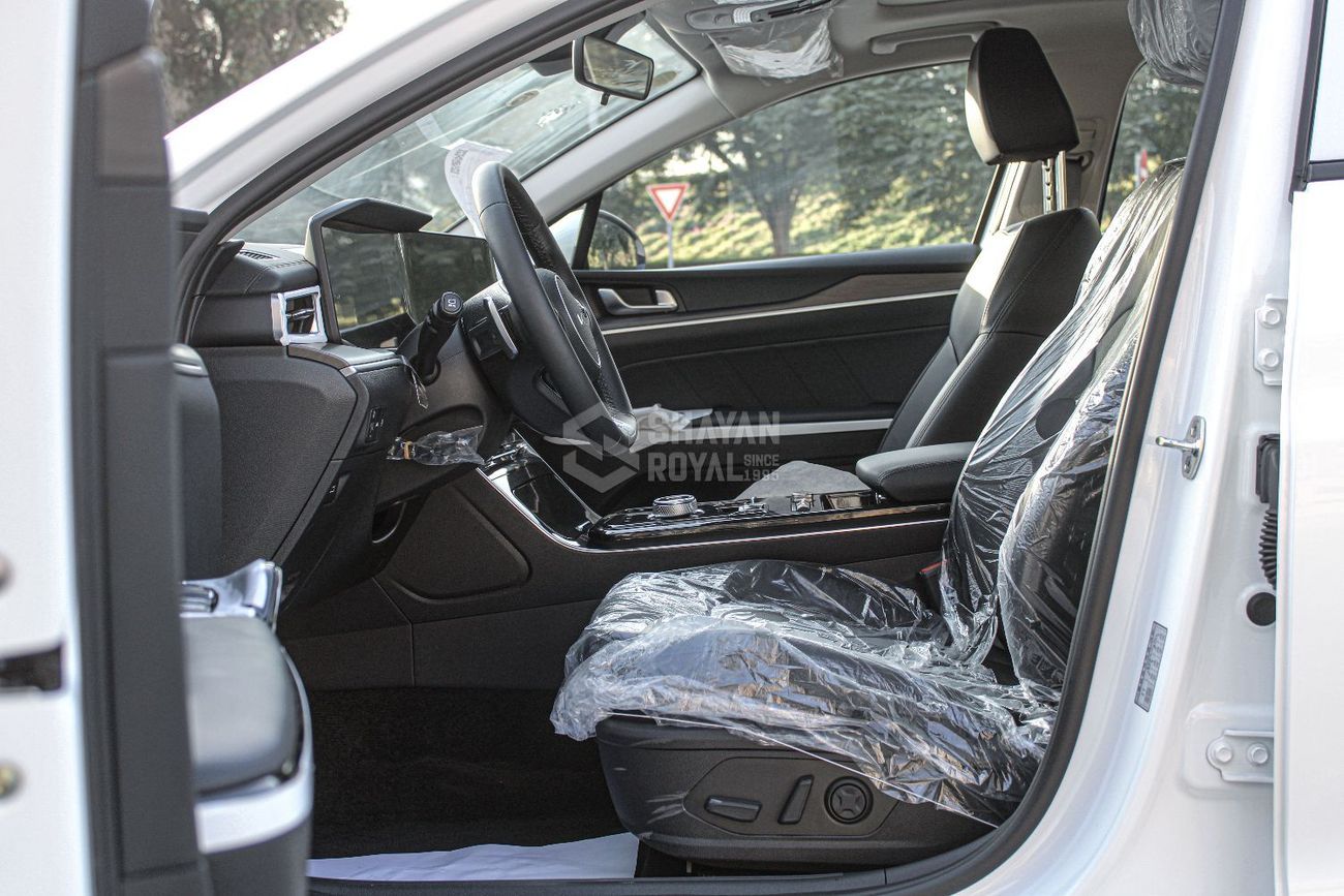 Kia K5 PREMIUM EDITION 1.5L TURBO PETROL AT 2025MY