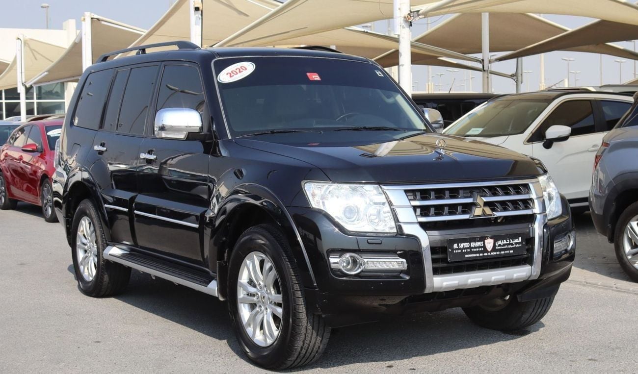 Mitsubishi Pajero GLS 3.8L Mitsubishi Pajero 2020 -GCC- Accident-free -7seats - 3.8L-V6 - KM 92000 - In excellent cond