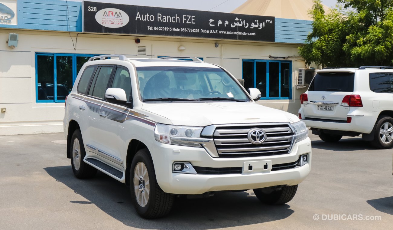 Toyota Land Cruiser 4.5L DIESEL GXR V8 WITH LEATHER SEATS