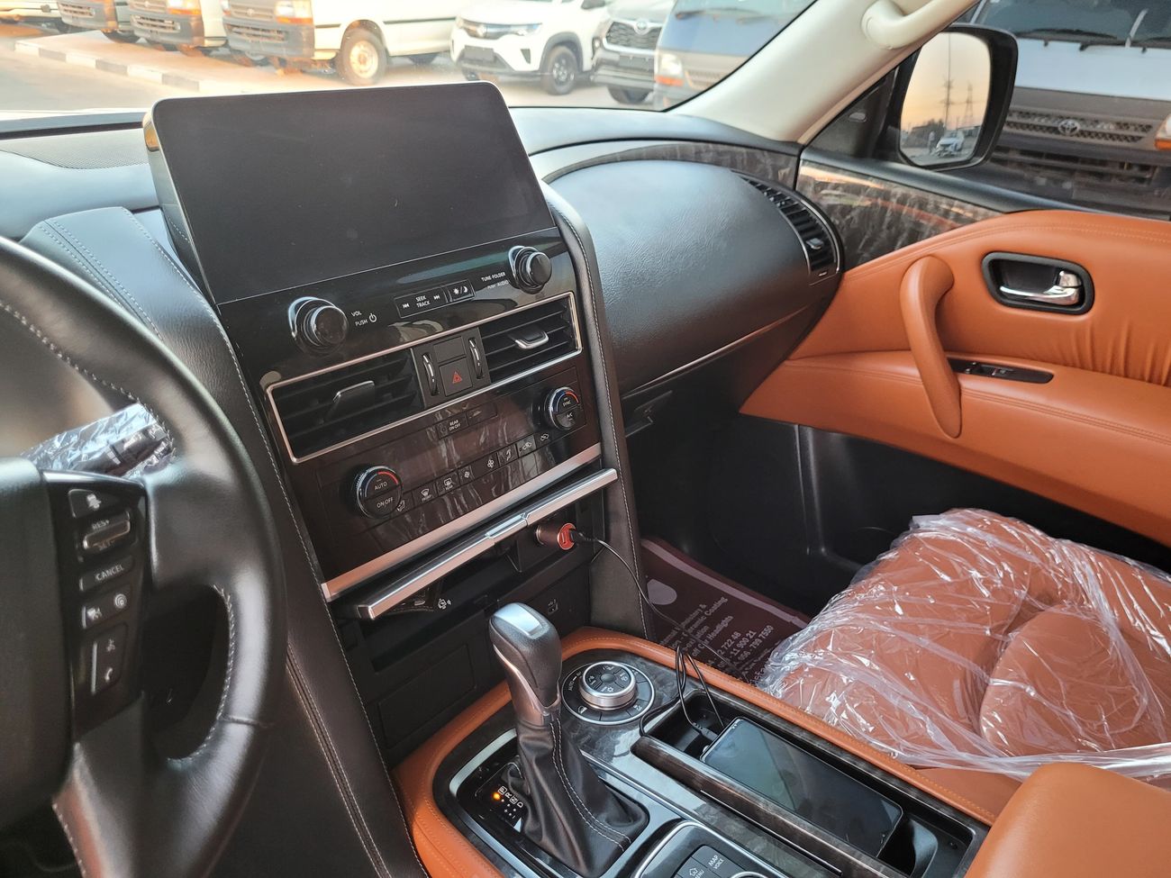 نيسان باترول TITANIUM FULL OPTION