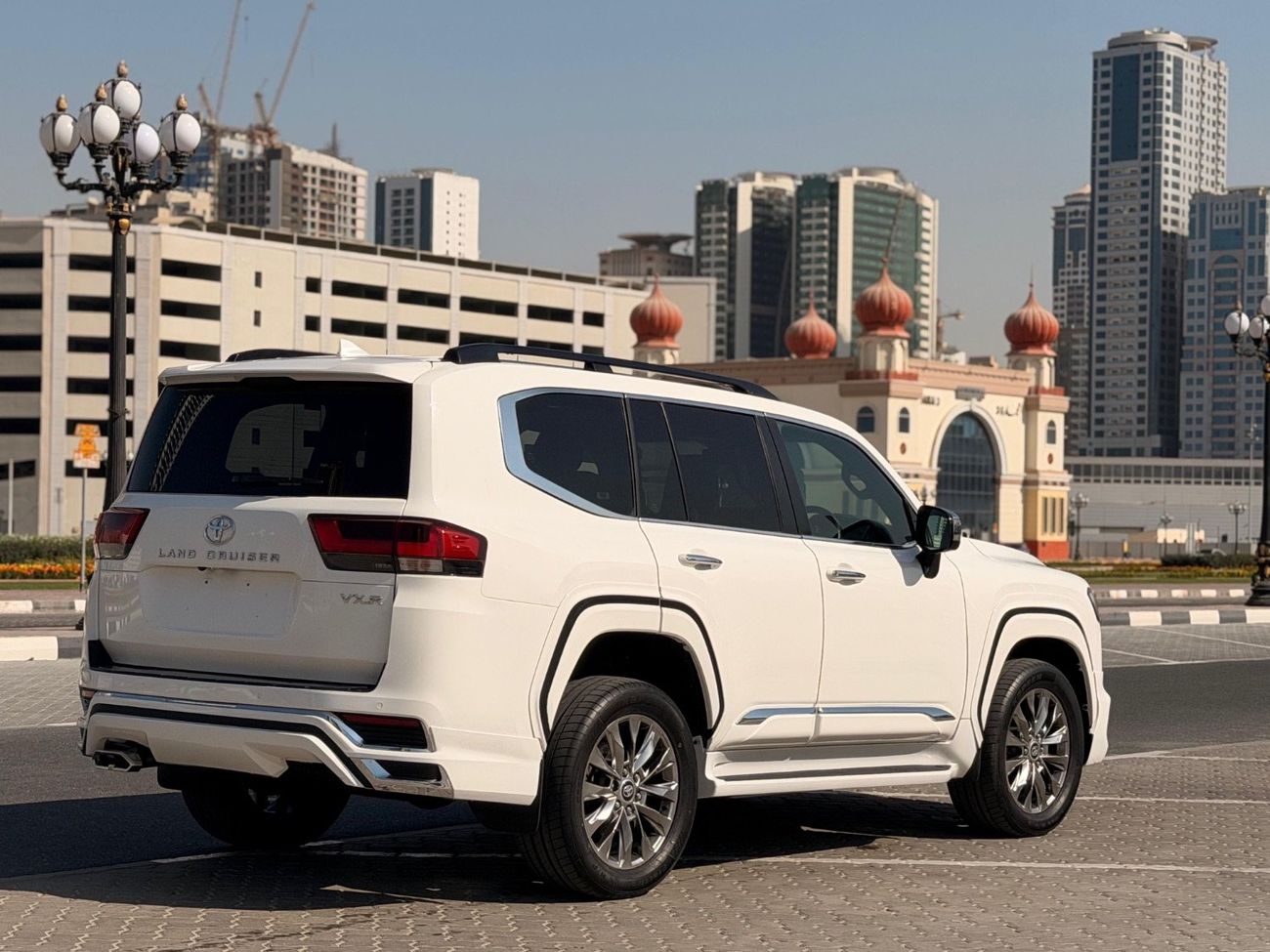 Toyota Land Cruiser VXR TWIN TURBO RHD