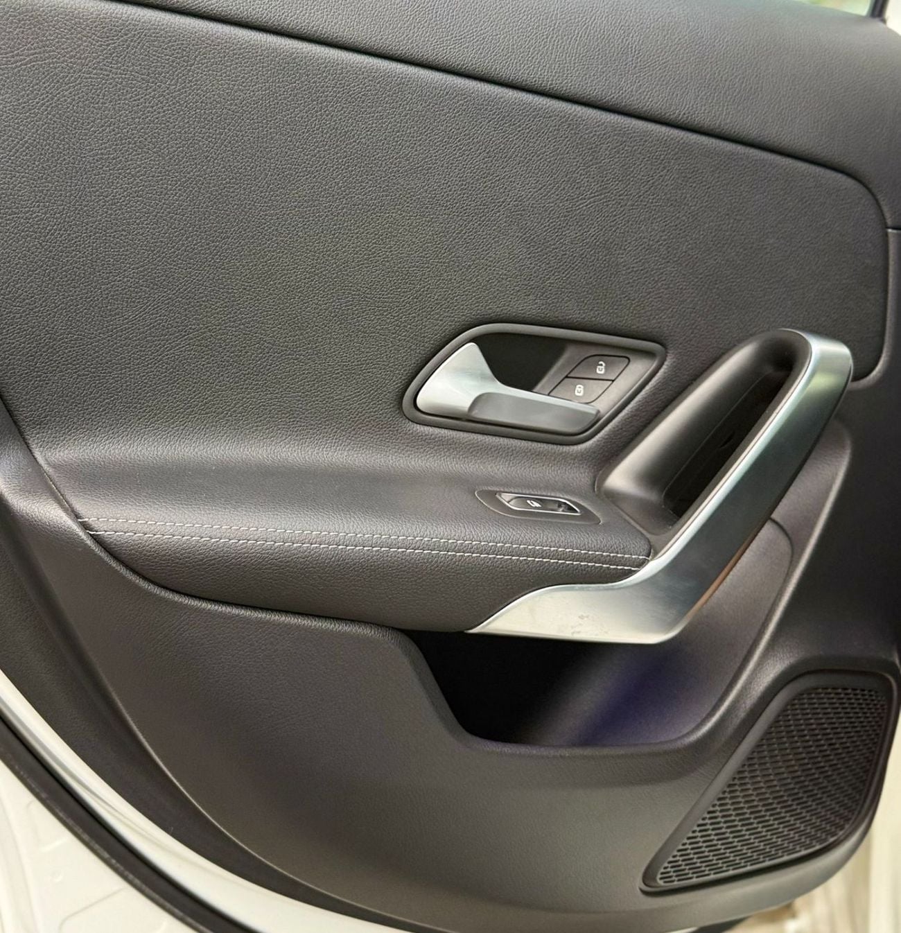 مرسيدس بنز A 220