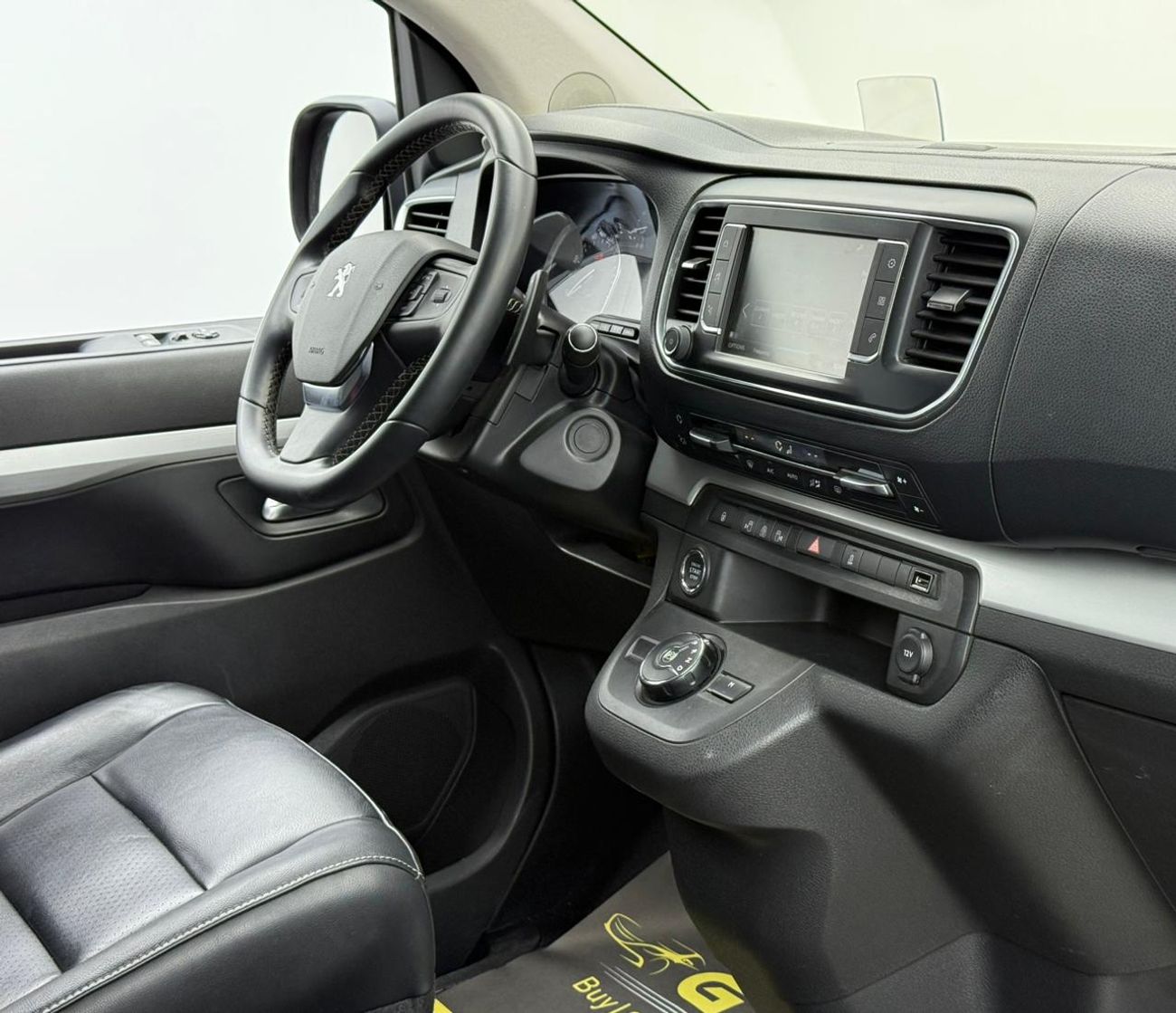 Peugeot Traveller 2020 Peugeot Traveller VIP, 1 Year Unlimited Km Warranty, Peugeot Full Service History, GCC