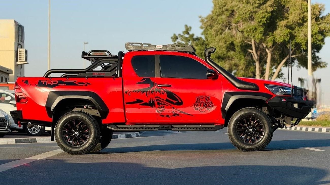 Toyota Hilux 2021 | 2.8L DIESEL | AT TRANSMISSION | RIGHT HAND DRIVE | SMART CAB | 4X4 HEAVY SPORTS BAR WITH BASK