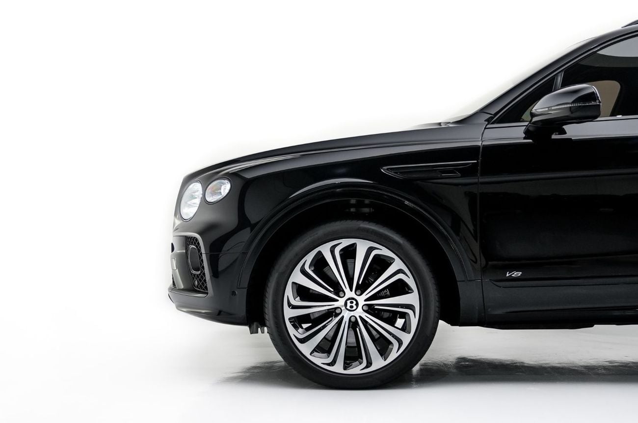 بنتلي بينتايجا Bentayga 4.0T 2021 Bentley Mulliner Blackline, Warranty, Full Bentley Service History, Fully Loaded,