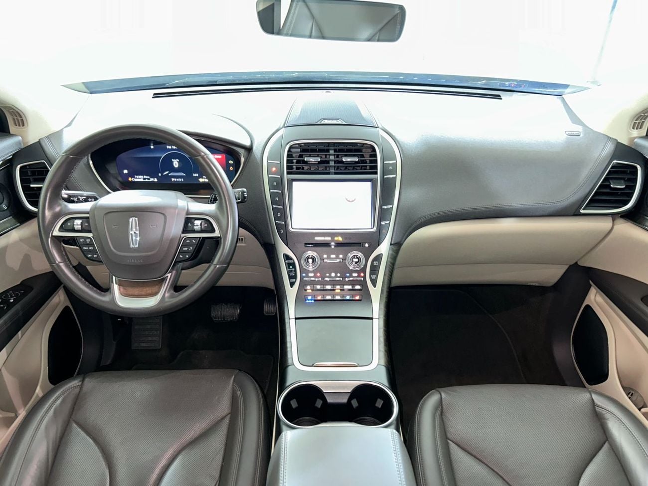 لينكولن ناوتيلوس NAU320 RESERVE / FREE Insurance + Registration / AL TAYER MOTORS / AL QOUZ SHOWROOM