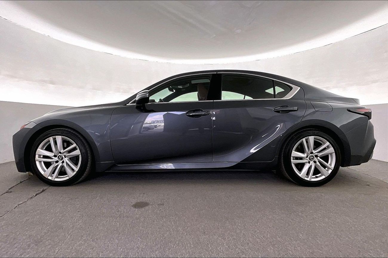 Lexus IS300 Premier | Guaranteed Warranty | 0 Down Payment