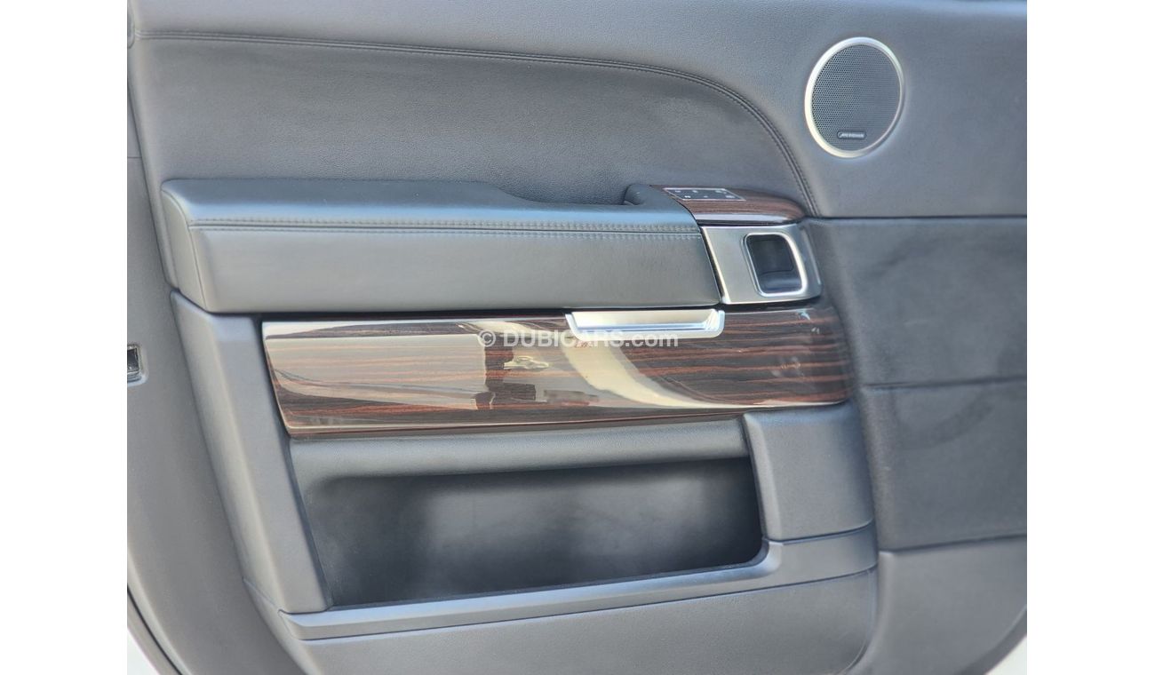 Land Rover Range Rover facelifted