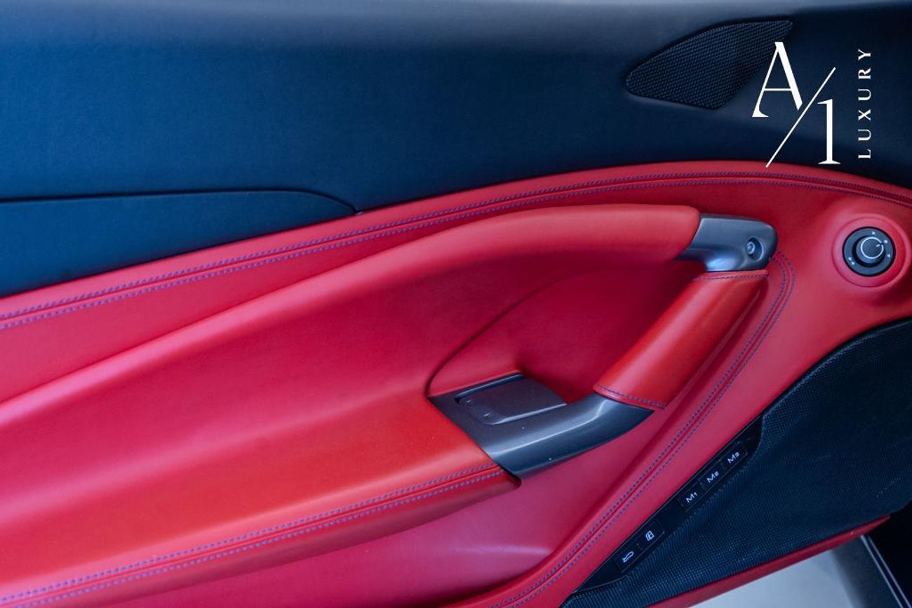 فيراري F8 تريبوتو 3.9T V8 2022 Ferrari F8 Tributo, Ferrari Warranty + Service Pack, Low Kms, 710HP, Carbon Fiber Packa