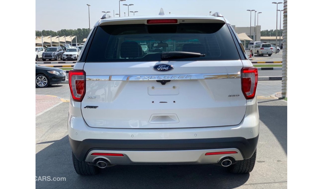 Ford Explorer خليجي مالك واحد تشيكات وكالة ضمان الفطيم مع كونترك سيزفيس خمس سنوات XLT limited