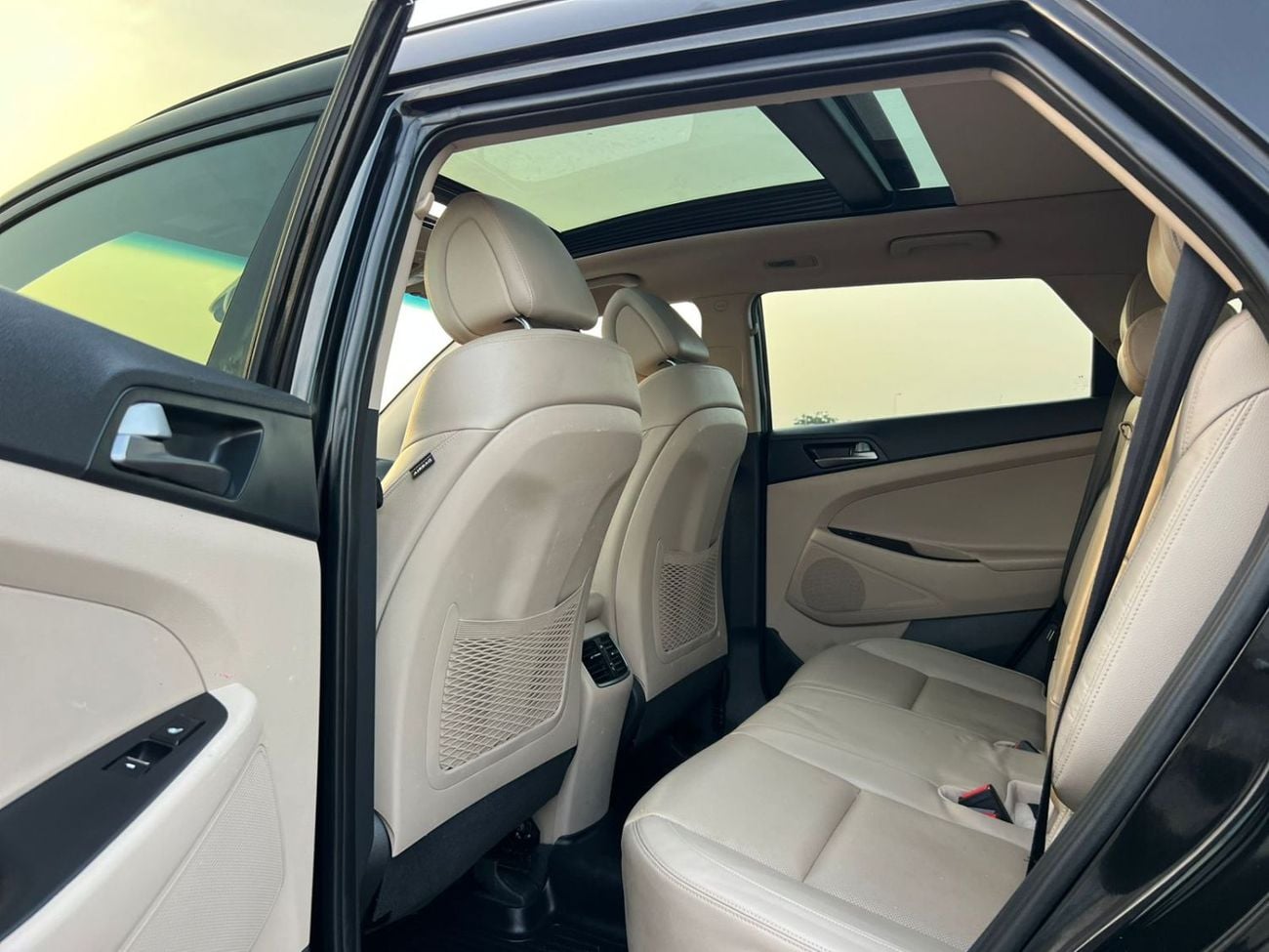 Hyundai Tucson 2016  Hyundai Tucson Limited 1.6 Turbo V4 - Panoramic View - Rear Camera With Radar & Sensor AWD 4x4