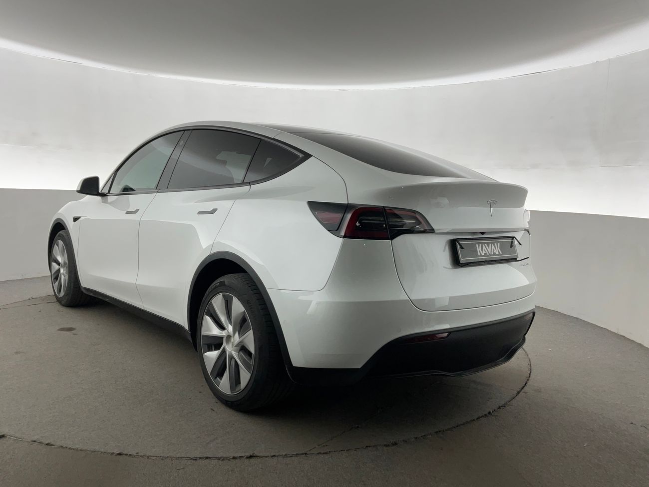 Tesla Model Y Long Range (Dual Motor) | National Day Celebration | Guaranteed Warranty | 0 Down Payment