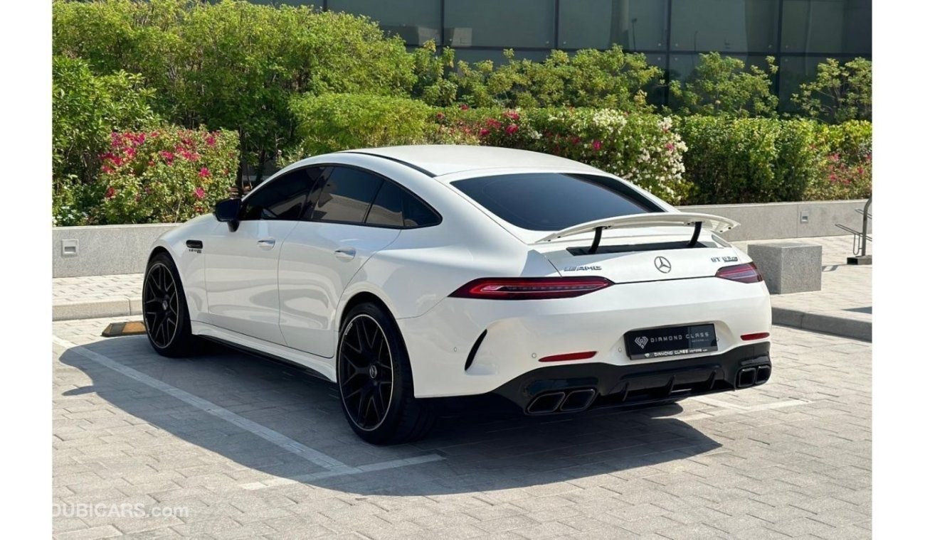 مرسيدس بنز AMG GT 63 4MATIC+ مرسيدس جي تي 63 اس خليجي كامل المواصفات خليجي بدون حوادث كامل تشييكات وكاله