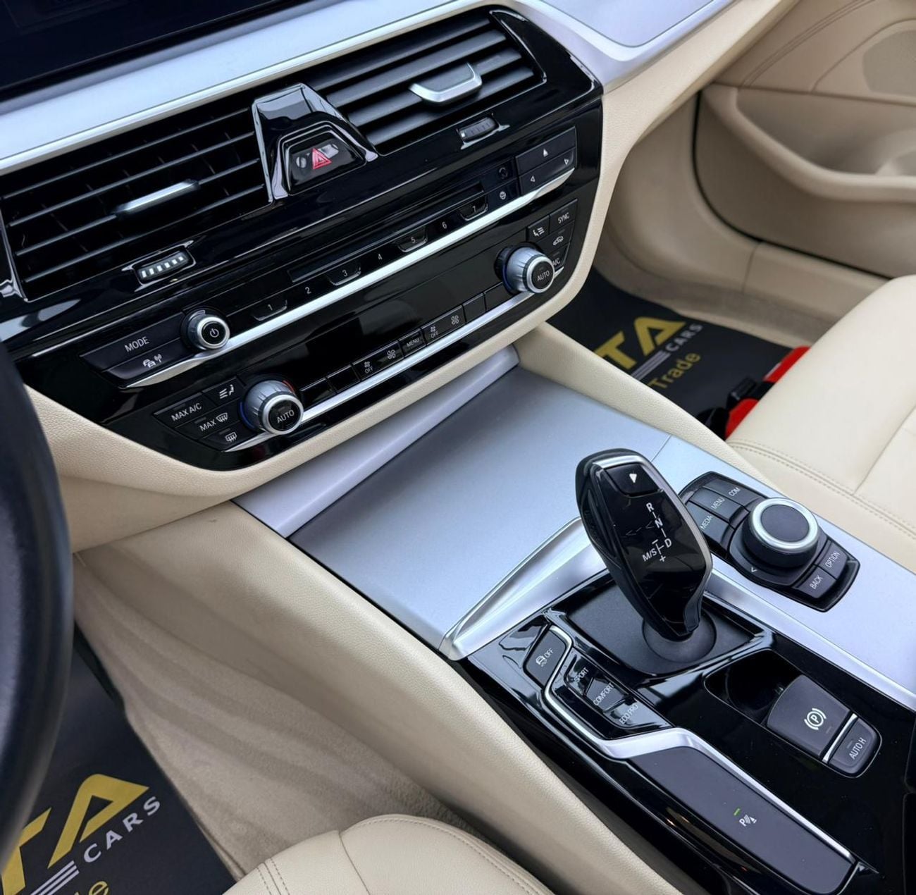 BMW 520i M SPORT 2020 BMW 520i, Warranty, Service History, Fully Loaded, Excellent Condition, GCC