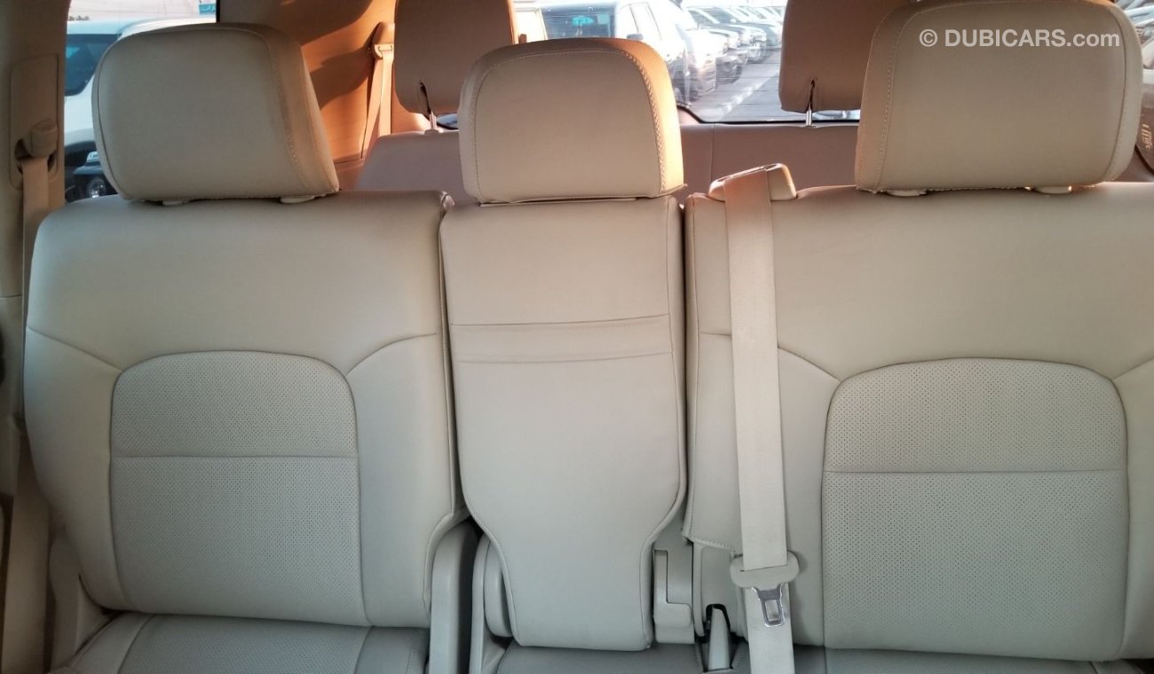 تويوتا لاند كروزر Left-hand 6 cylinder electric seats leather seats automatic perfect inside and out side
