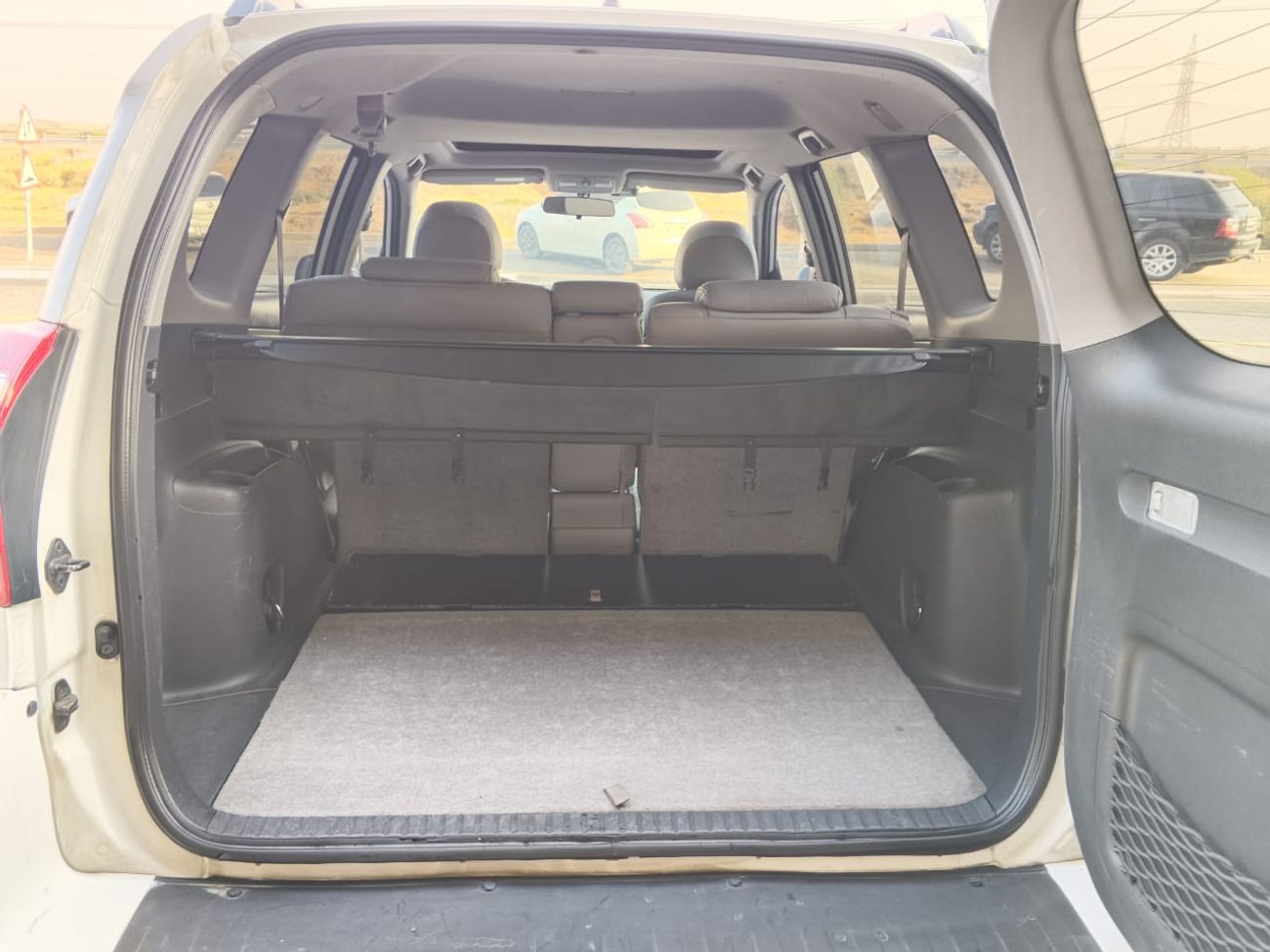 تويوتا راف ٤ non accident orignal paint