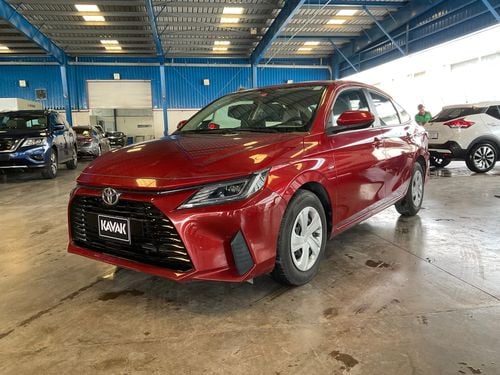 Toyota Yaris E | Guaranteed Warranty | 0 Down Payment