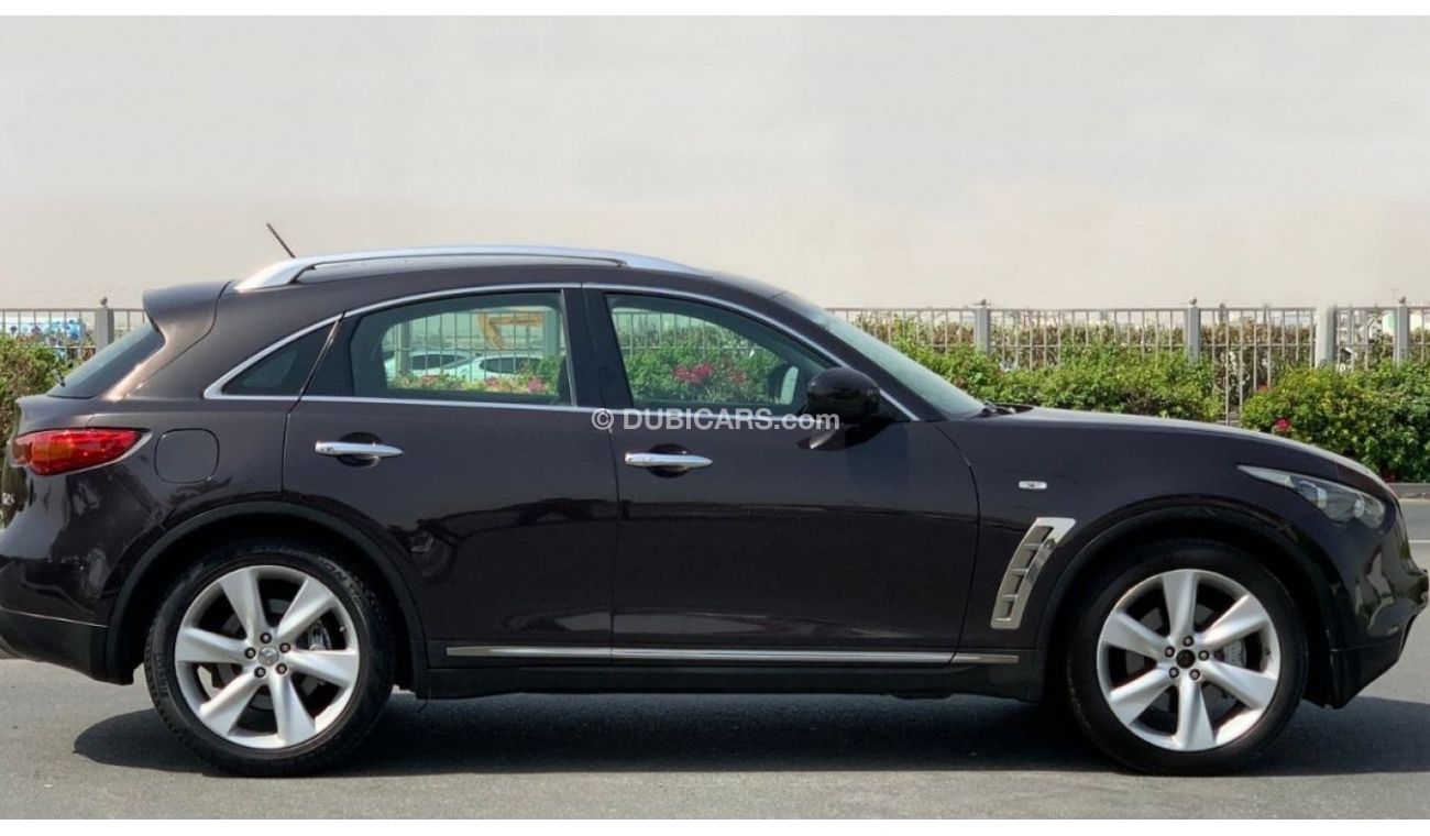 Infiniti FX50 V8 - Excellent condition - Original paint