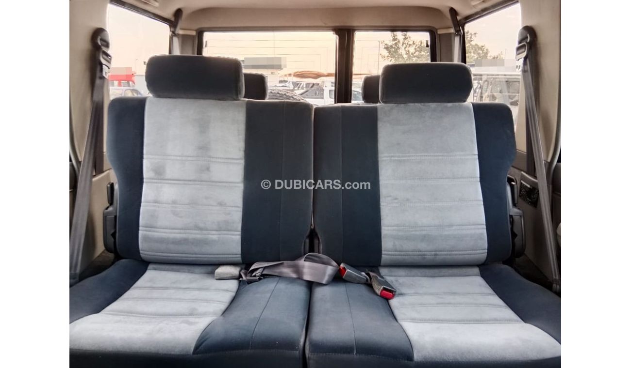 تويوتا لاند كروزر TOYOTA LAND CRUISER RIGHT HAND DRIVE(PM1730)