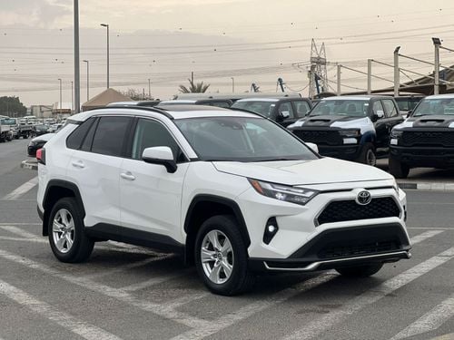 تويوتا راف ٤ 