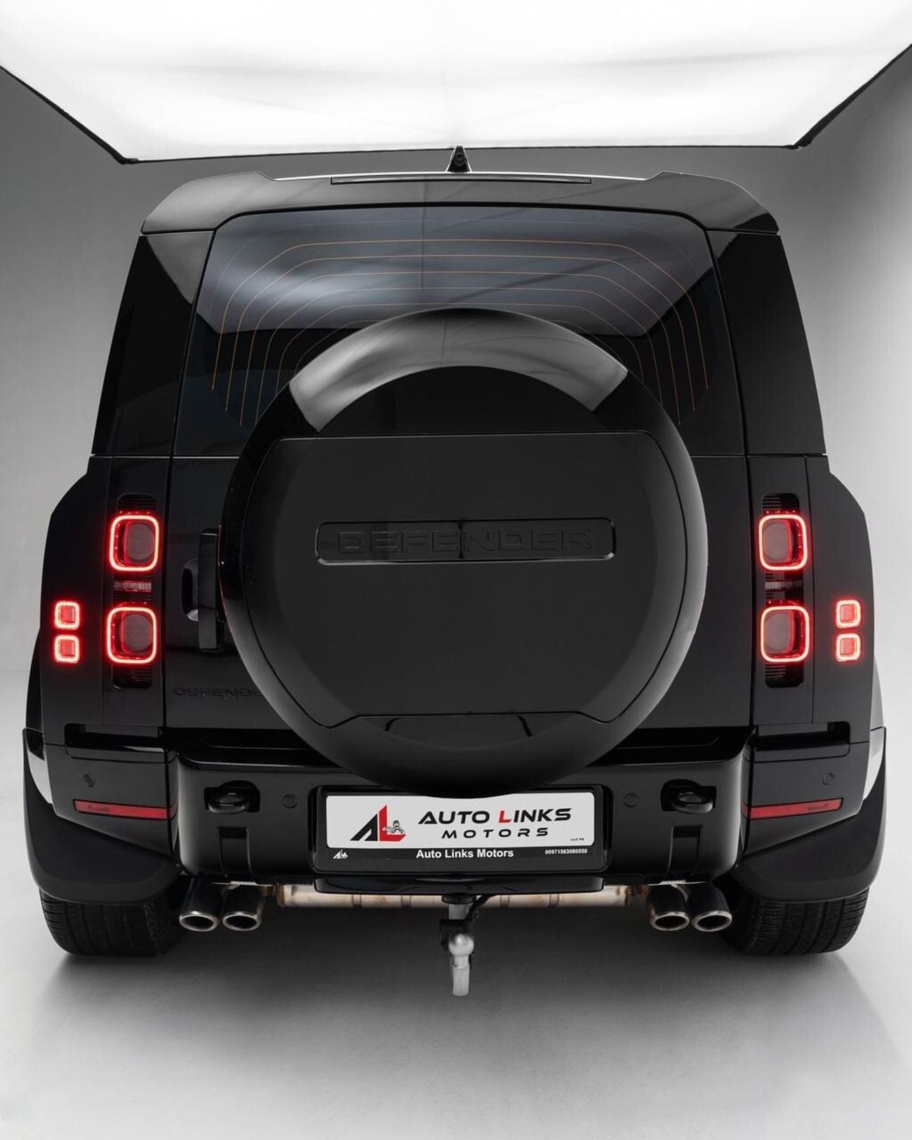 لاند روفر ديفندر 110 X P525 5.0L