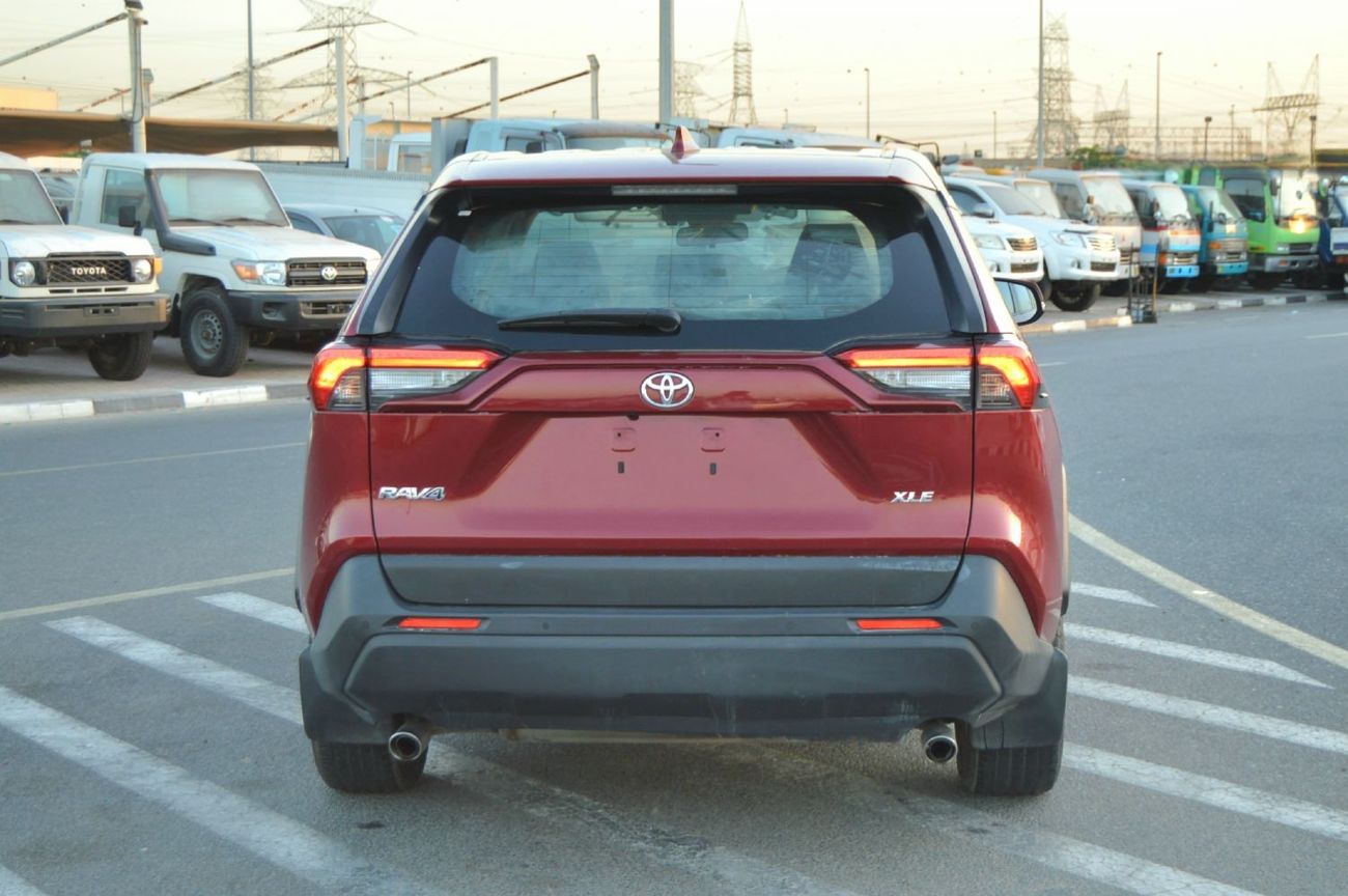 تويوتا راف ٤