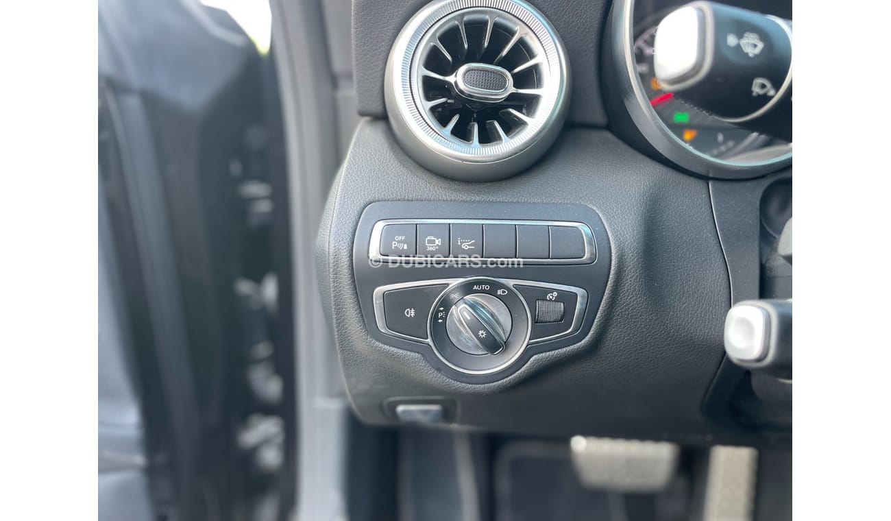 Mercedes-Benz C 63 AMG Korean importer