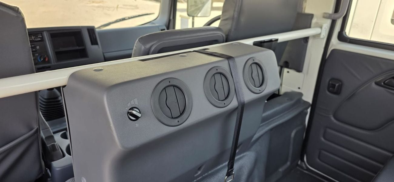 إيسوزو NPR DOUBLE CAB LONG CHASSIS 6 TON