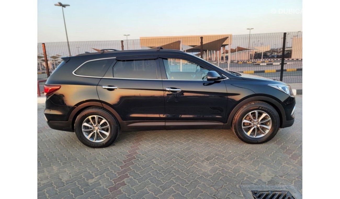 Hyundai Santa Fe GL 7 Seater