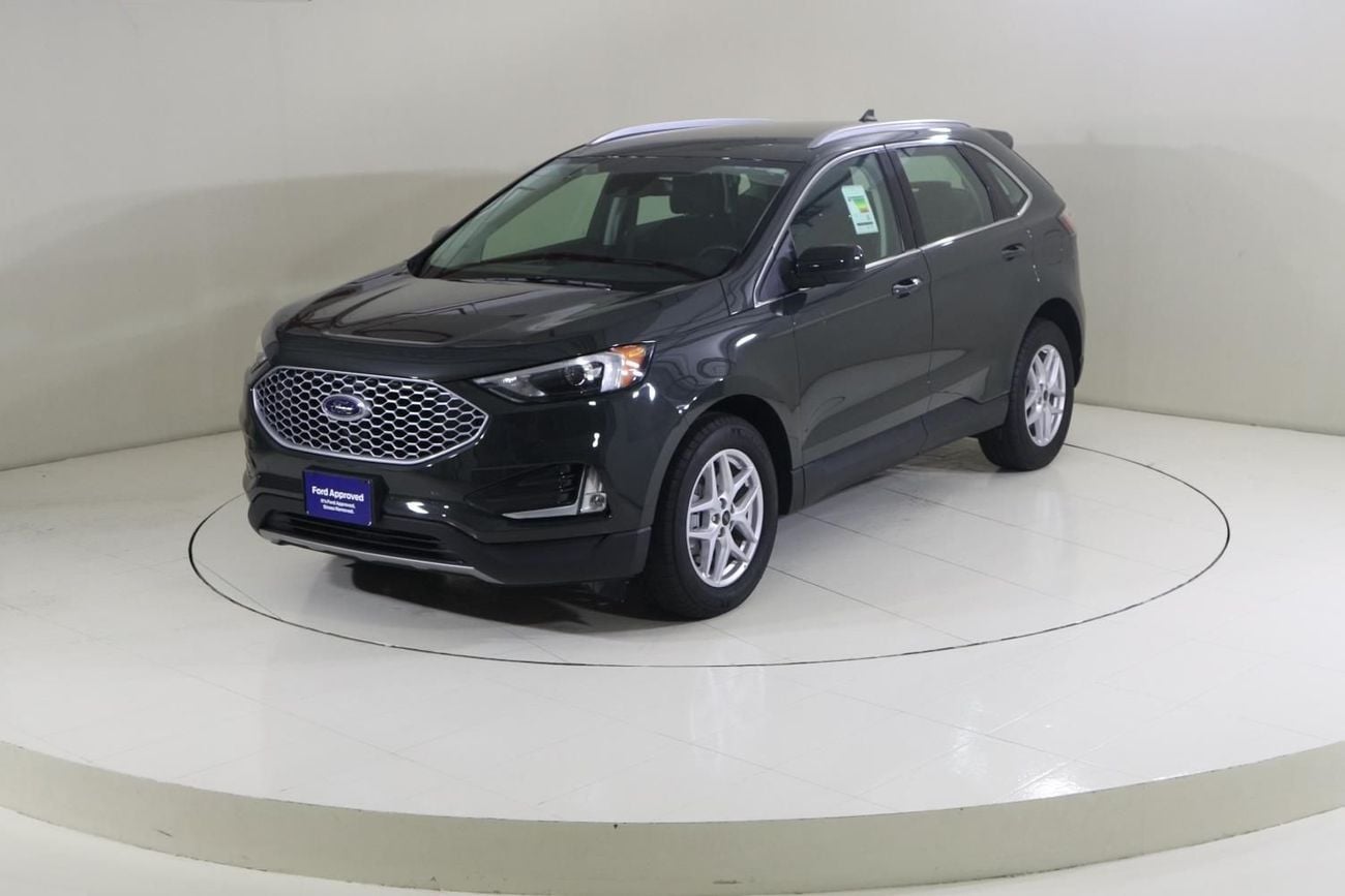 Ford Edge SEL123C | FREE Insurance + Registration / AL TAYER MOTORS AL QOUZ SHOWROOM