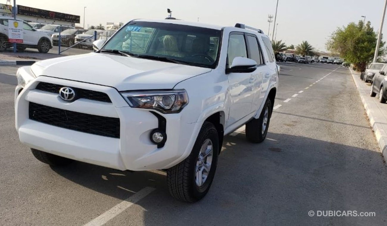 تويوتا 4Runner TOYOTA 4RUNNER 2019 WHITE - SR5 FULL OPTION - 4X4 - LEATHER INTERIOR