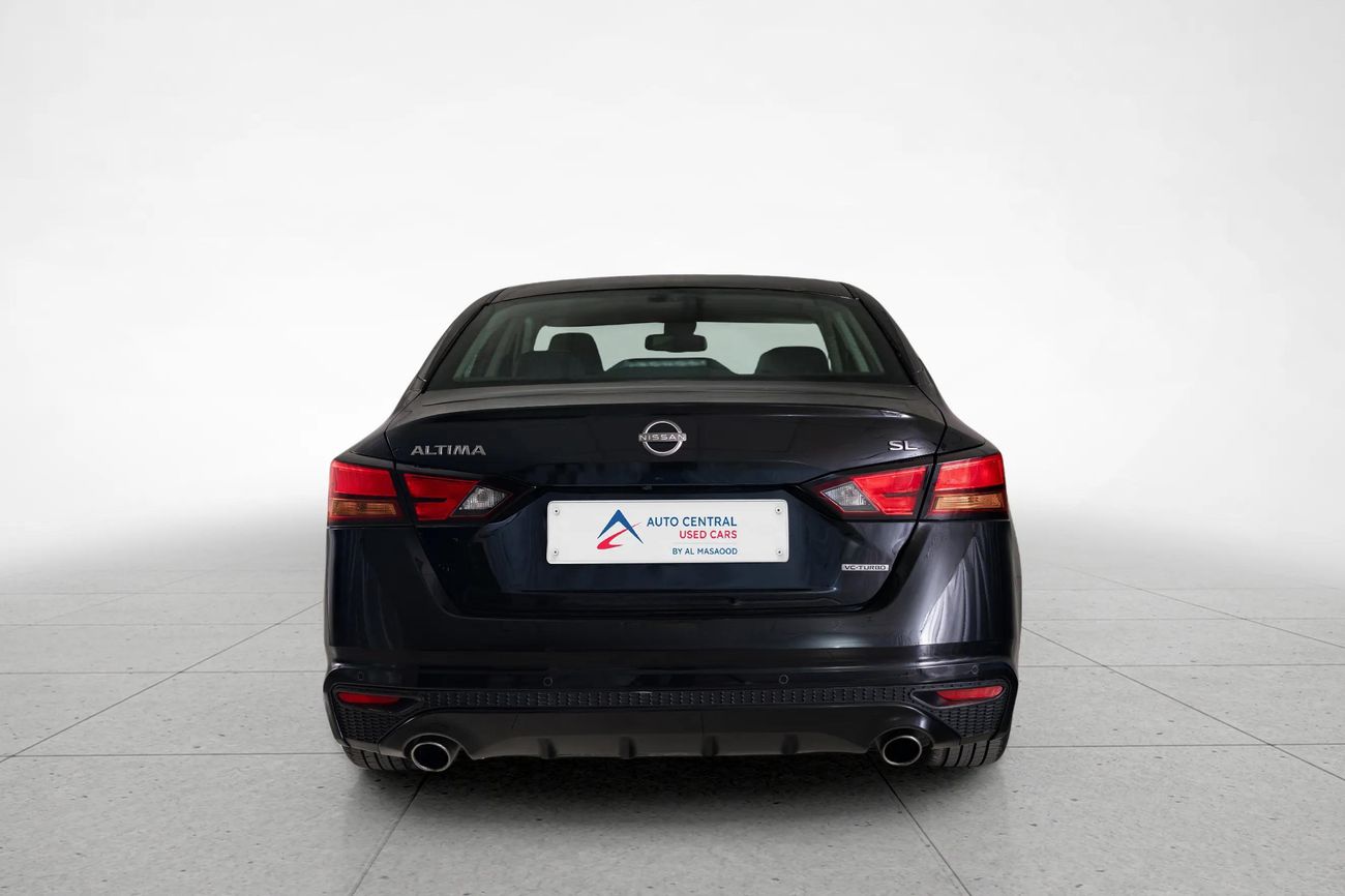 Nissan Altima SL 2.5L SL 2.0