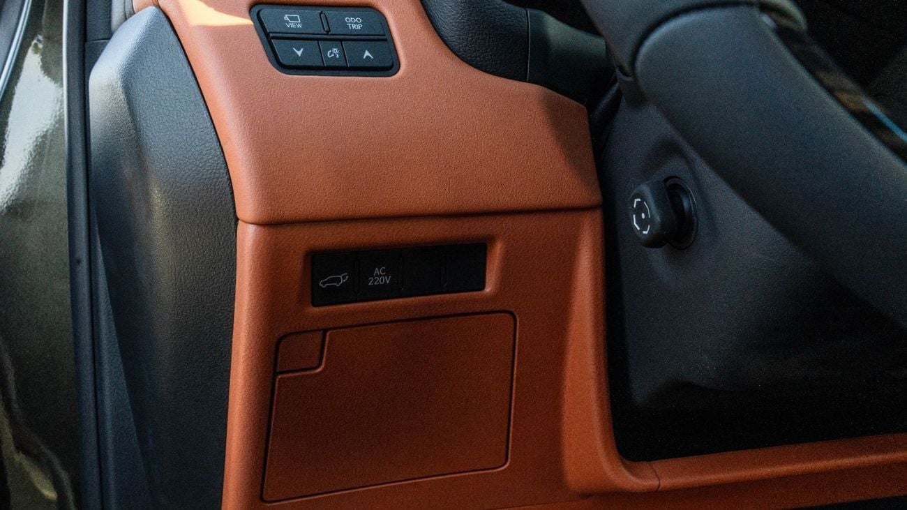 Lexus LX 700h 2026 Lexus LX700h VIP 3.5L hybrid 2026