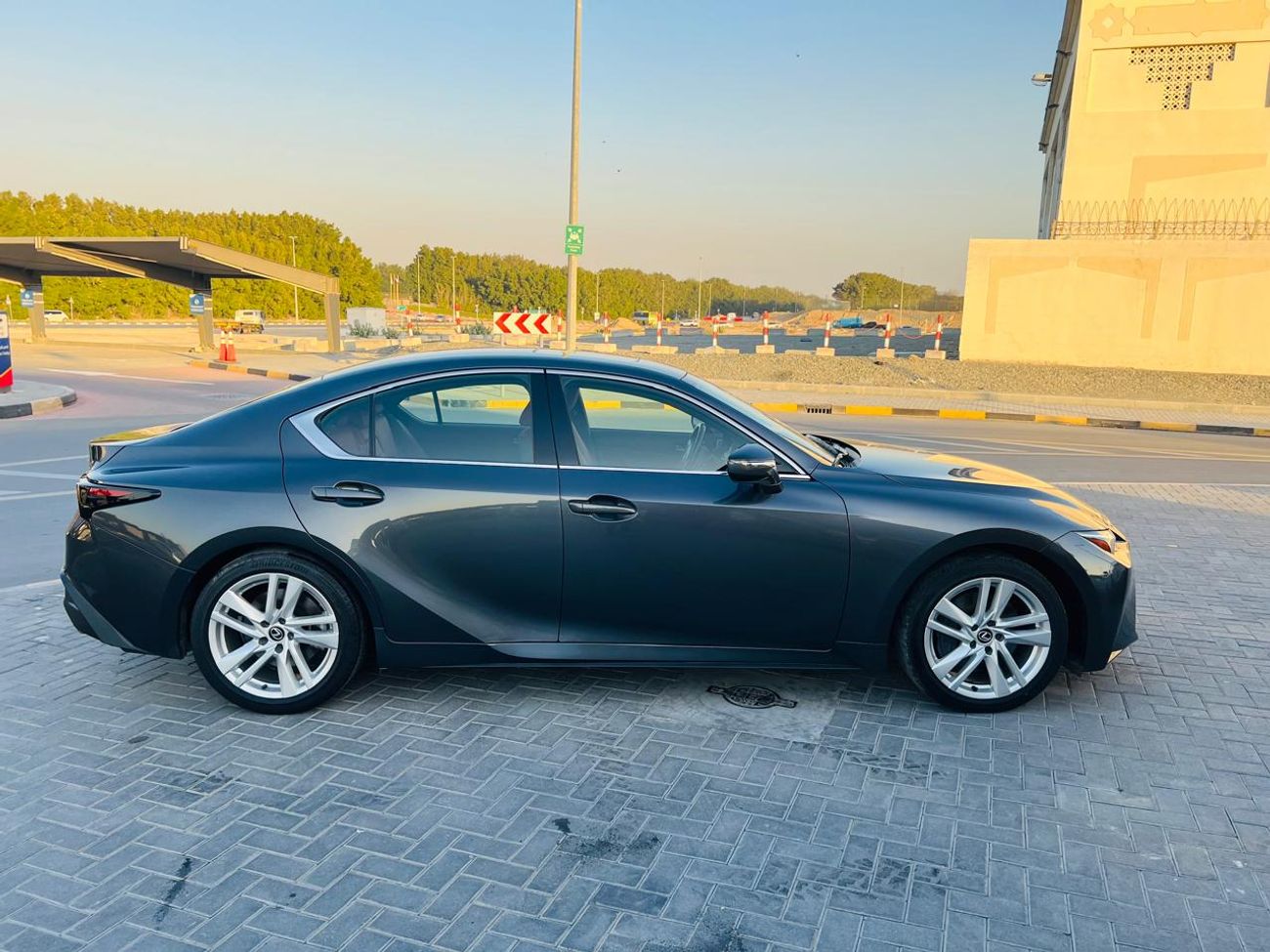 لكزس IS 300 Platinum 3.5L