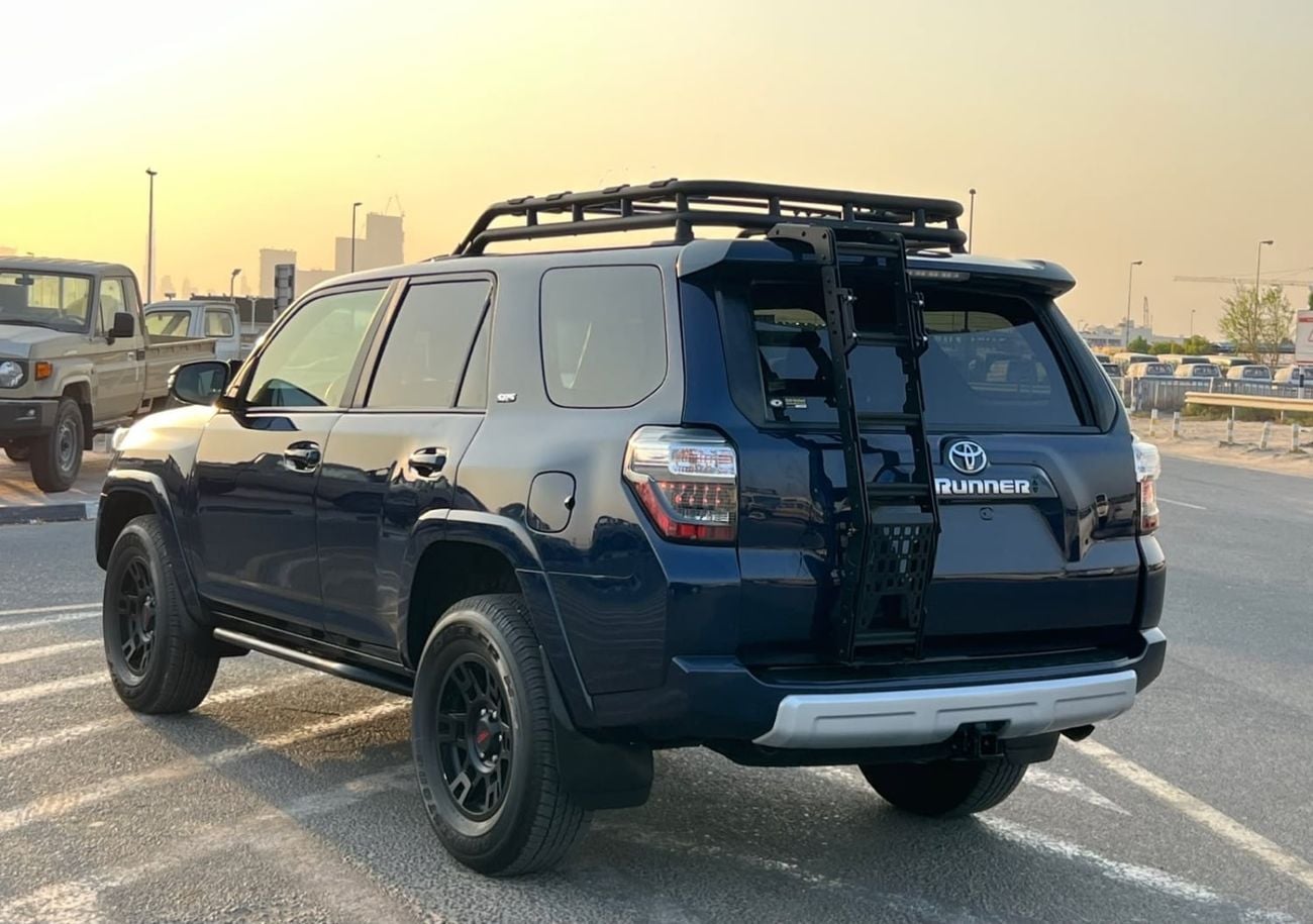 Toyota 4Runner 2024 Toyota 4Runner SR5 FullOption 4.0L  V6  - Sunroof  Rear Camera - Leather Seat  Fully Automatic