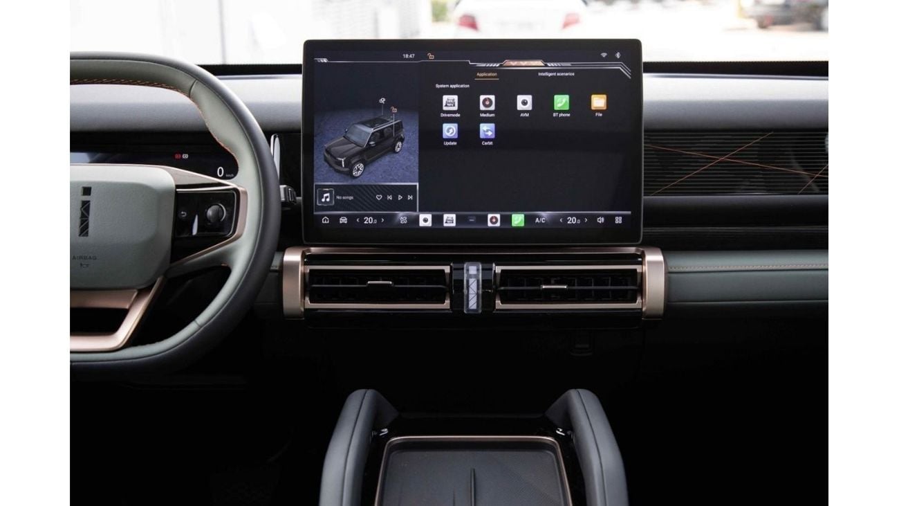 Chery iCar 03 2024 ICAR EQ3 V2 Long Range - White inside Green | Export Only