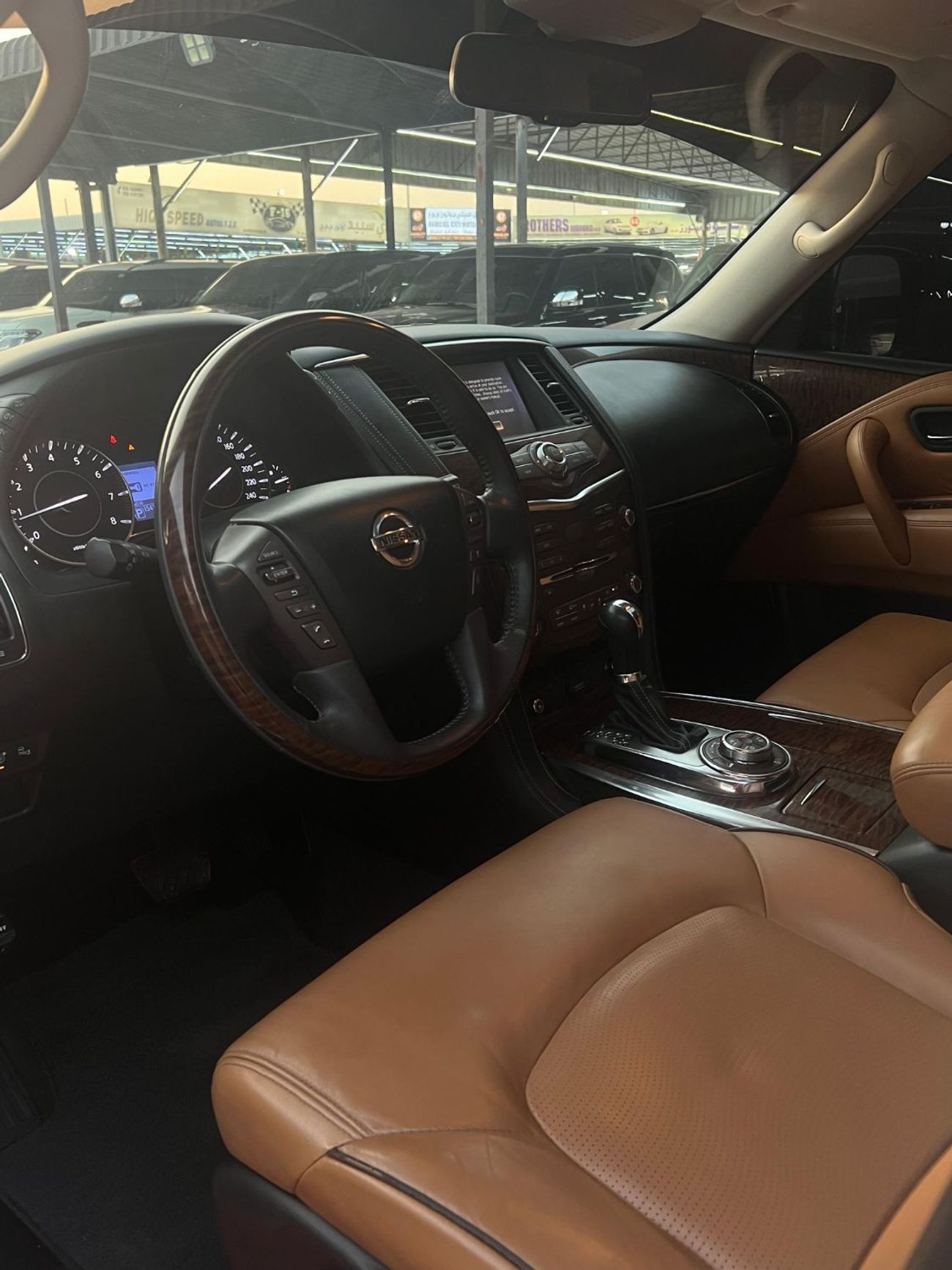 نيسان باترول LE T1