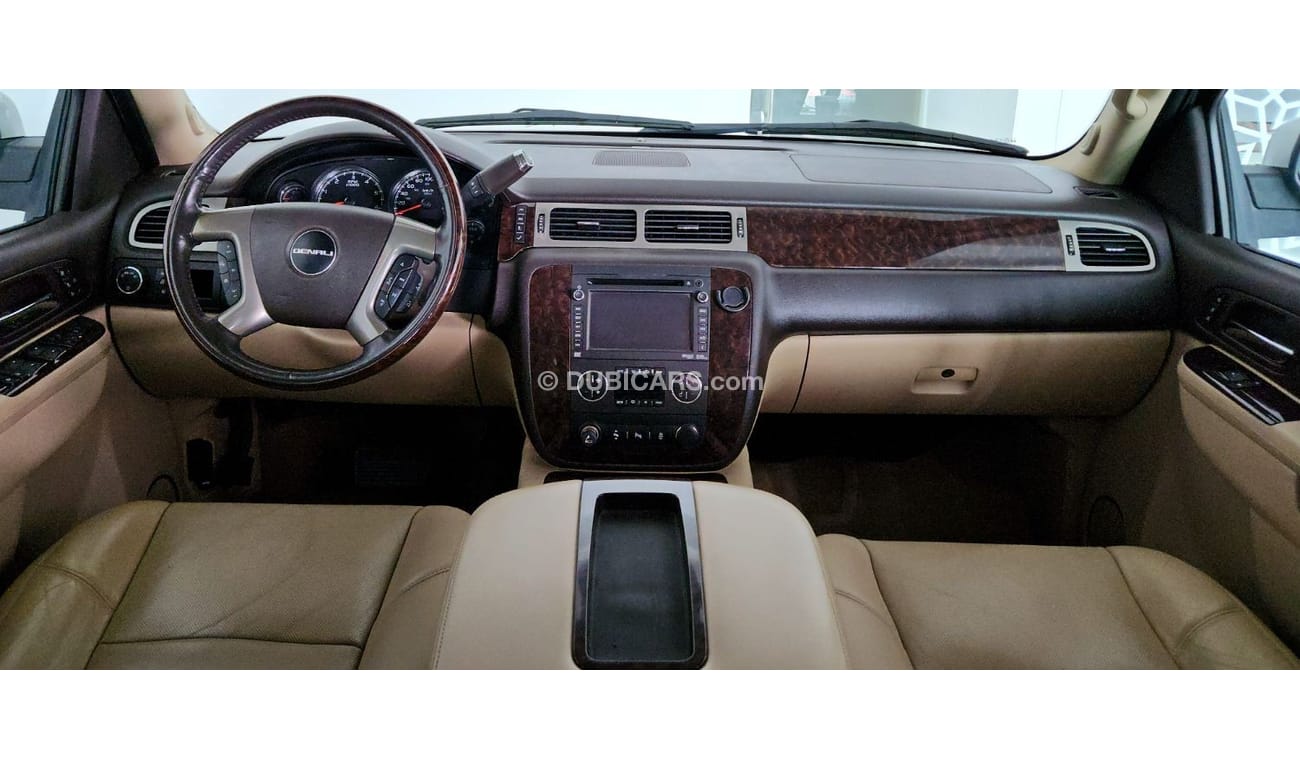 GMC Yukon DENALI- 2013 - EXCELLENT CONDITION