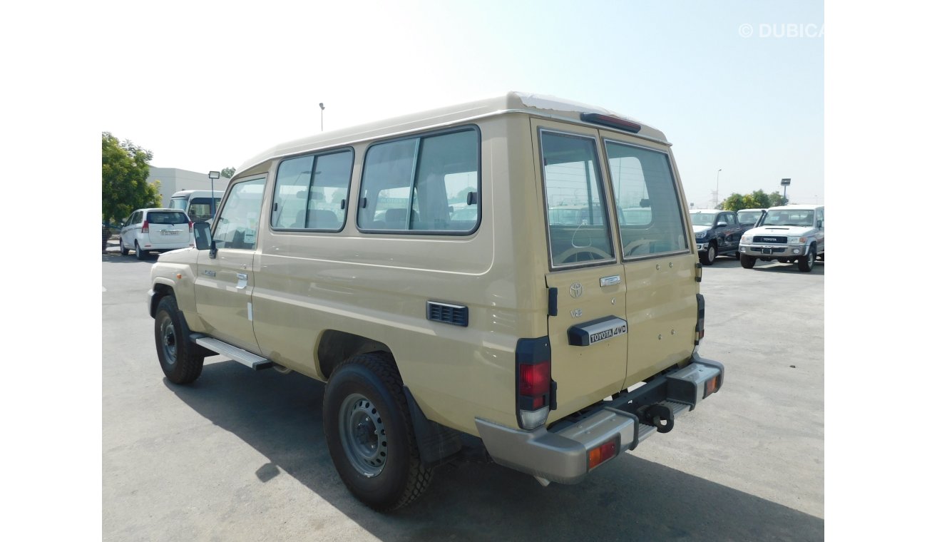 تويوتا لاند كروزر هارد توب 78 4.5L Diesel V8 M/T - 4WD – ABS-3 Door -Winch,Diff.Lock