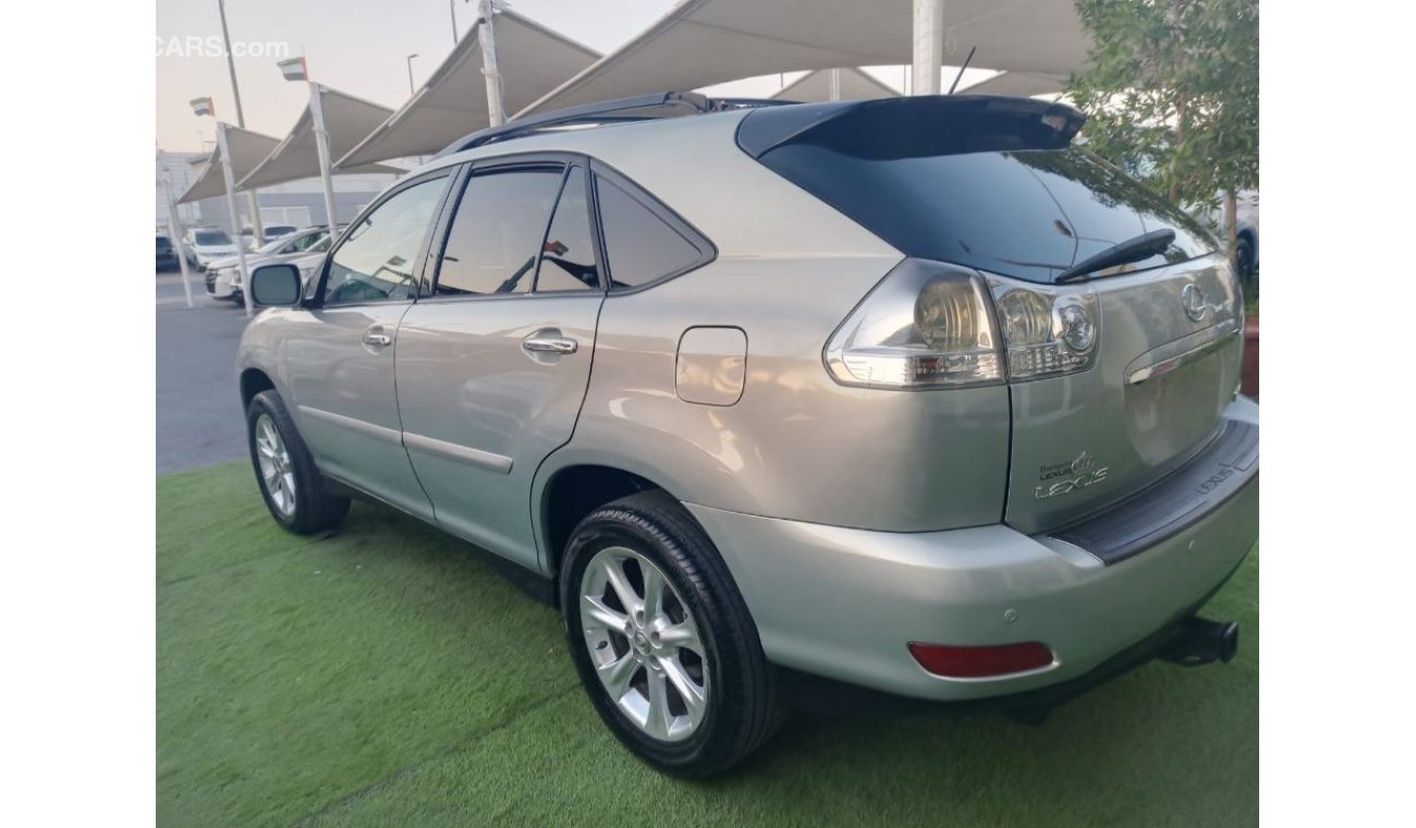 Lexus RX350 2009 model, American import, number one, leather hatch, wood mount, wing, in excellent condition