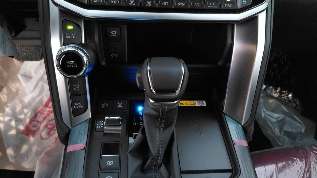 Toyota Land Cruiser VXR 3.5L