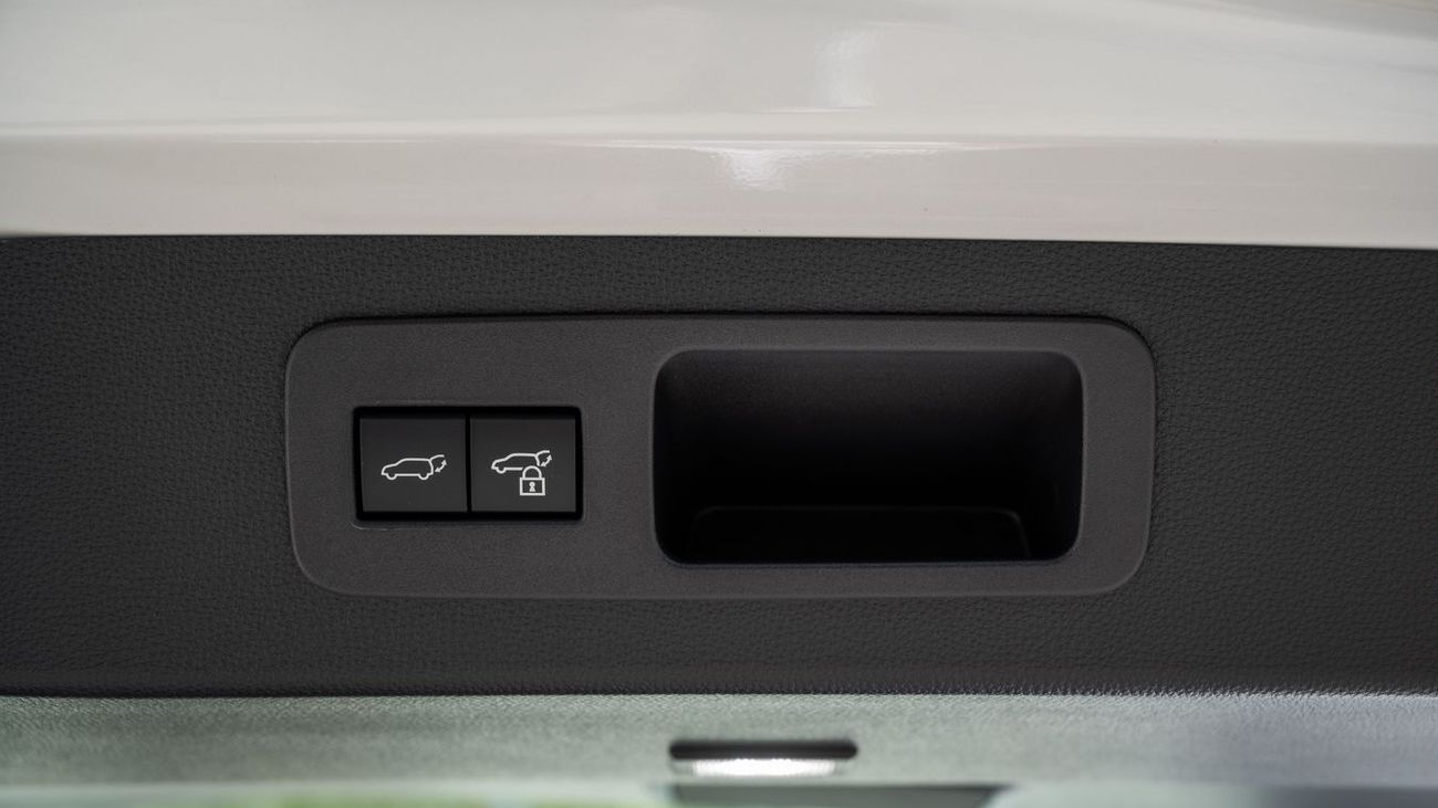 Lexus LX 700h LEXUS LX700h HEV VIP 3.5L -2026YM