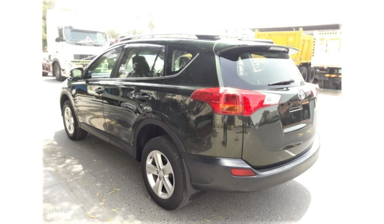 تويوتا راف ٤ Rav 4 RIGHT HAND DRIVE (Stock no PM 681 )