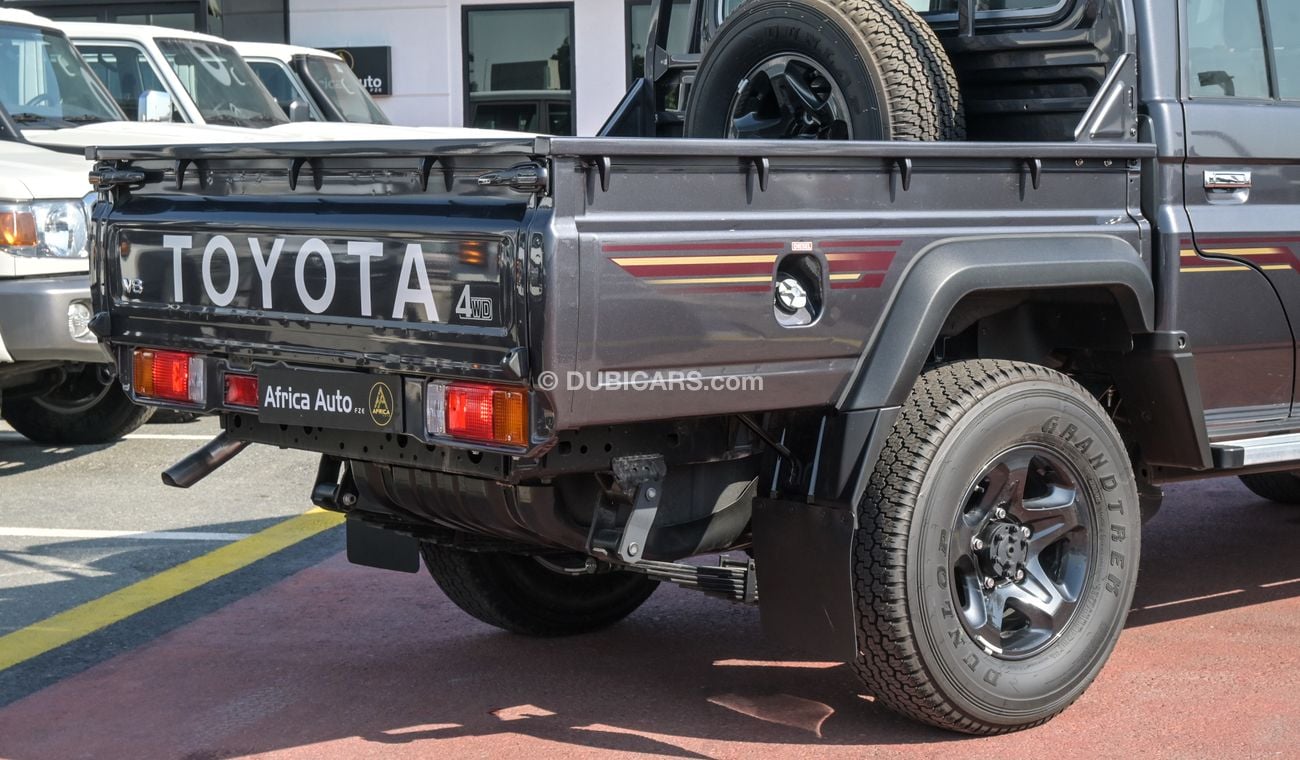Toyota Land Cruiser Pick Up LC79 DC 4.5L V8 MT YM 2024 (DIFF-LOCK)