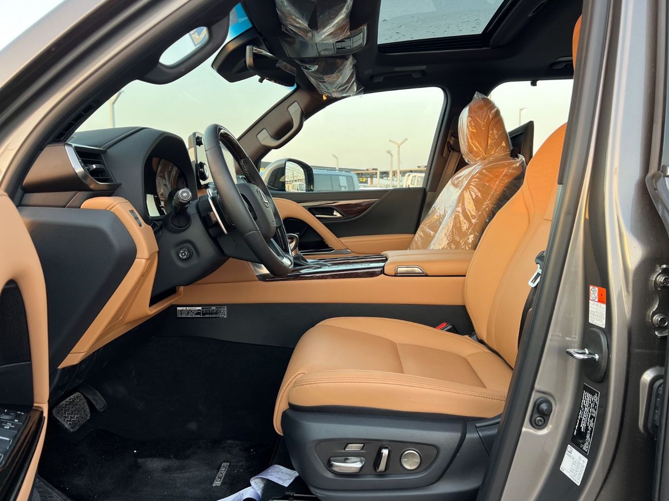 لكزس LX 600 Turbo Sport 3.5L Twin-Turbocharged