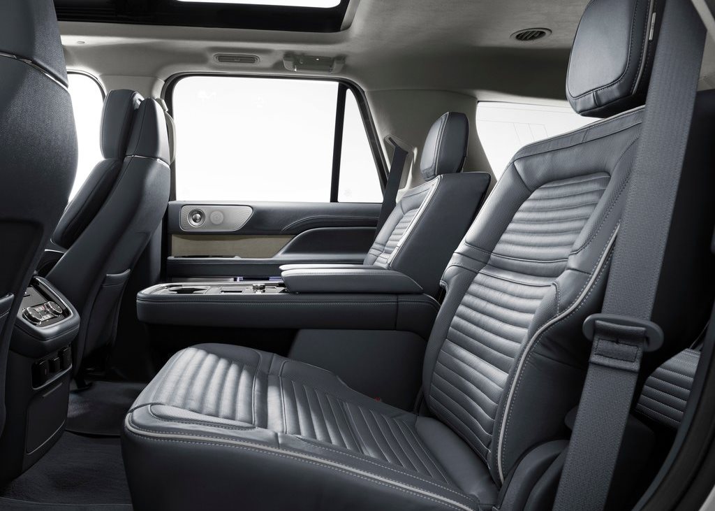 Lincoln Navigator interior - Rear Seats