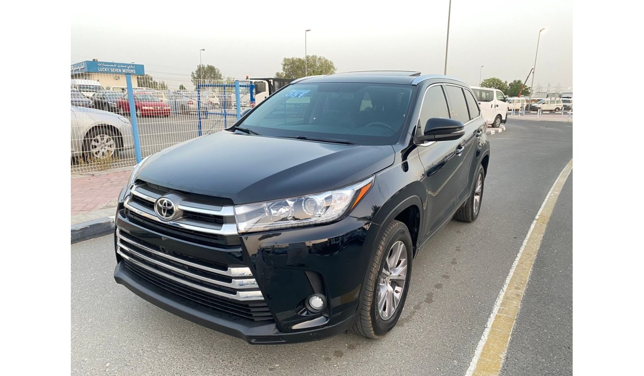 Toyota Highlander XLE FULL OPTION