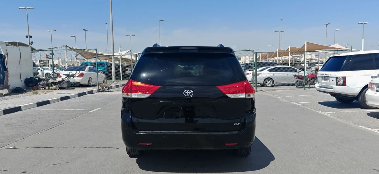 Toyota Sienna Toyota Sienna Model 2014