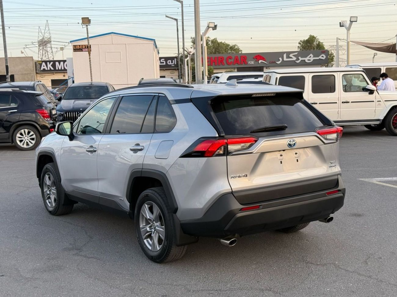 تويوتا راف ٤ VXR 2.5L TOYOTA RAV4 VXR HYBRID | 2.5L | FULL OPTION | UAE PASS